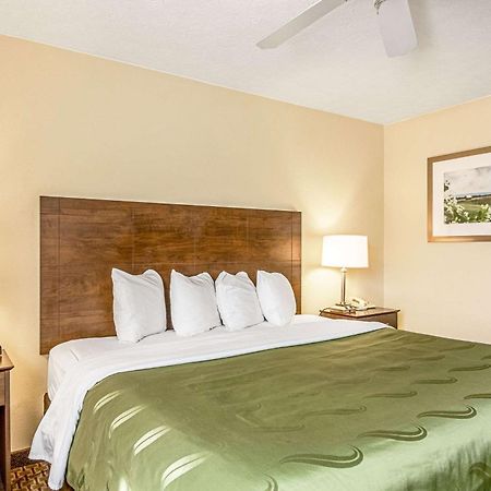 Quality Inn Burkeville Hwy 360 & 460 Экстерьер фото