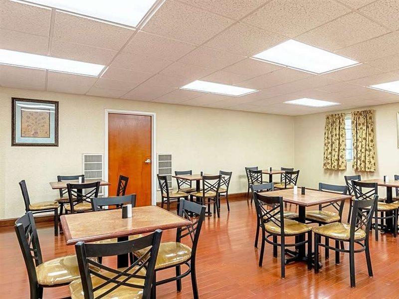 Quality Inn Burkeville Hwy 360 & 460 Экстерьер фото