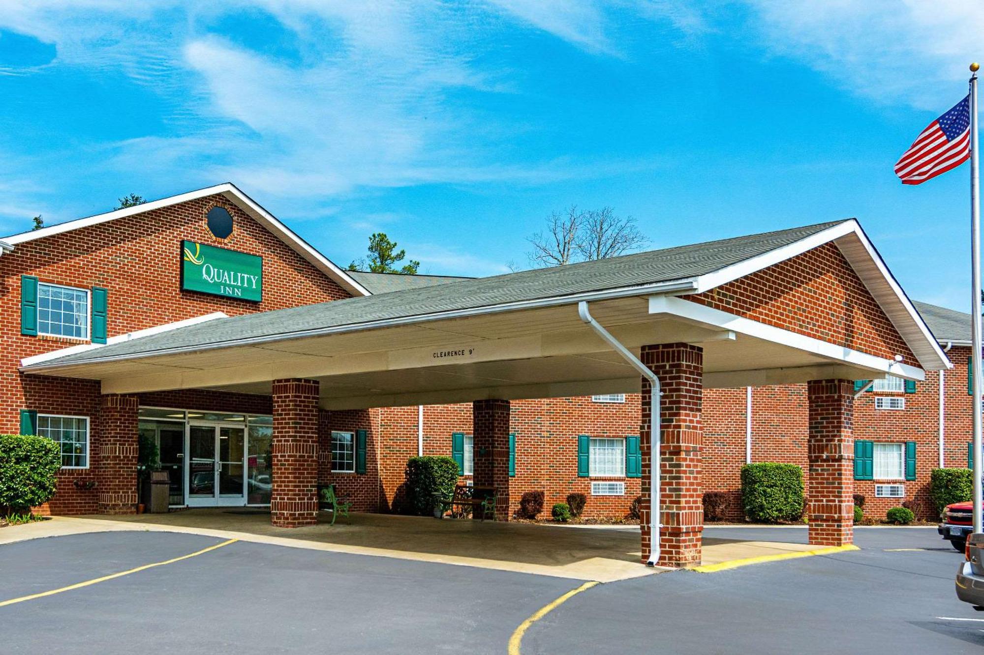 Quality Inn Burkeville Hwy 360 & 460 Экстерьер фото