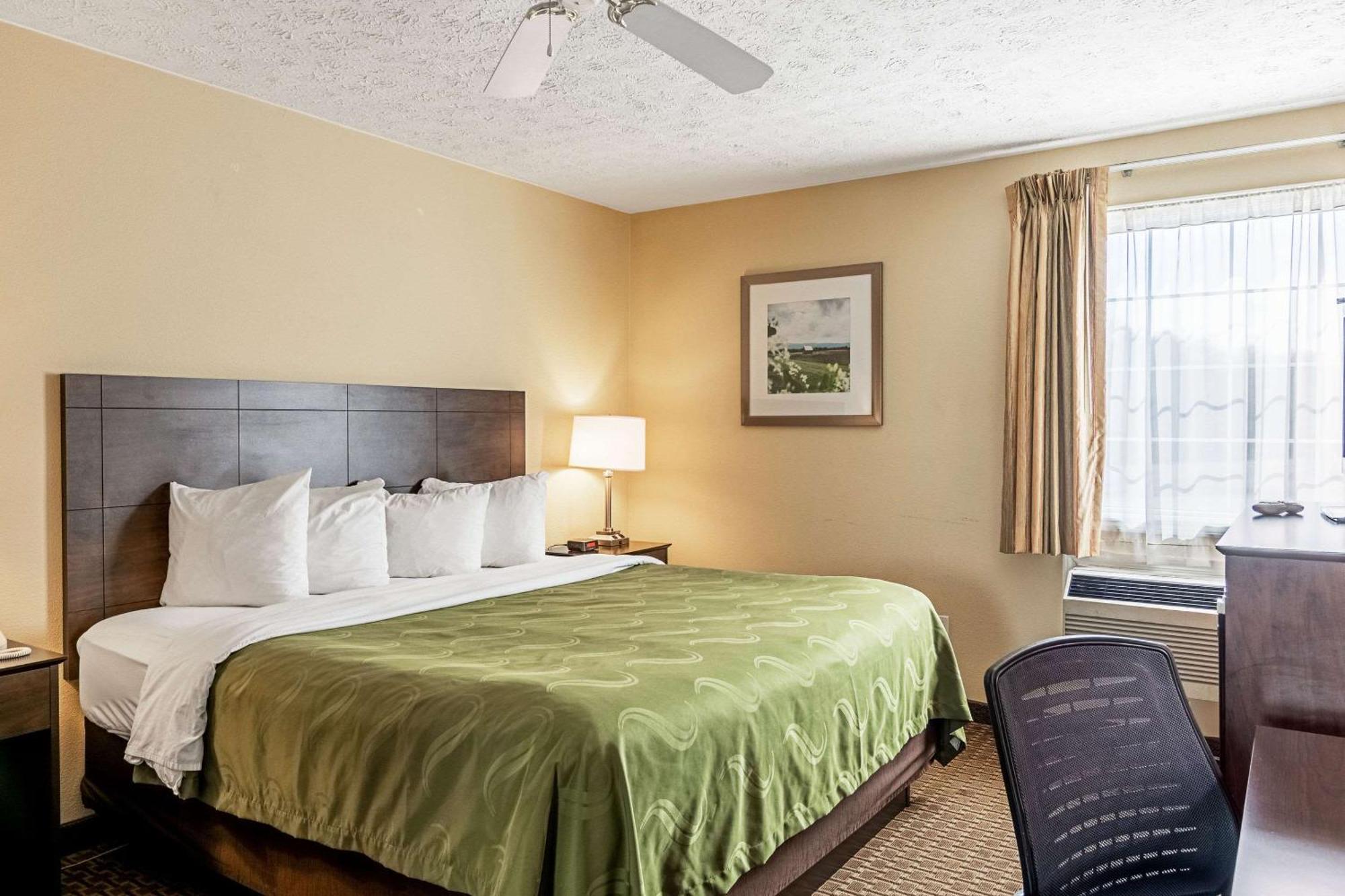 Quality Inn Burkeville Hwy 360 & 460 Экстерьер фото