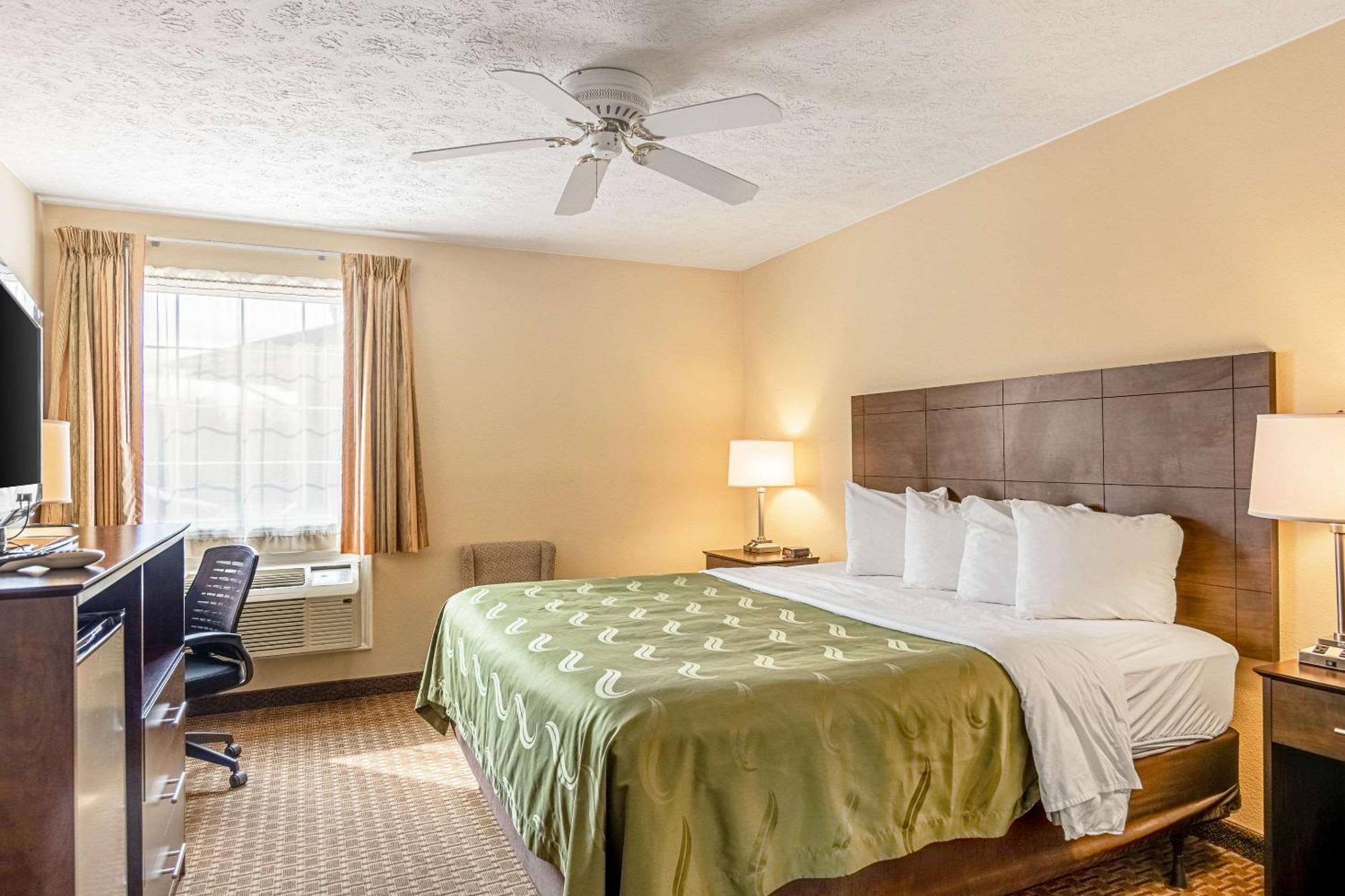 Quality Inn Burkeville Hwy 360 & 460 Экстерьер фото