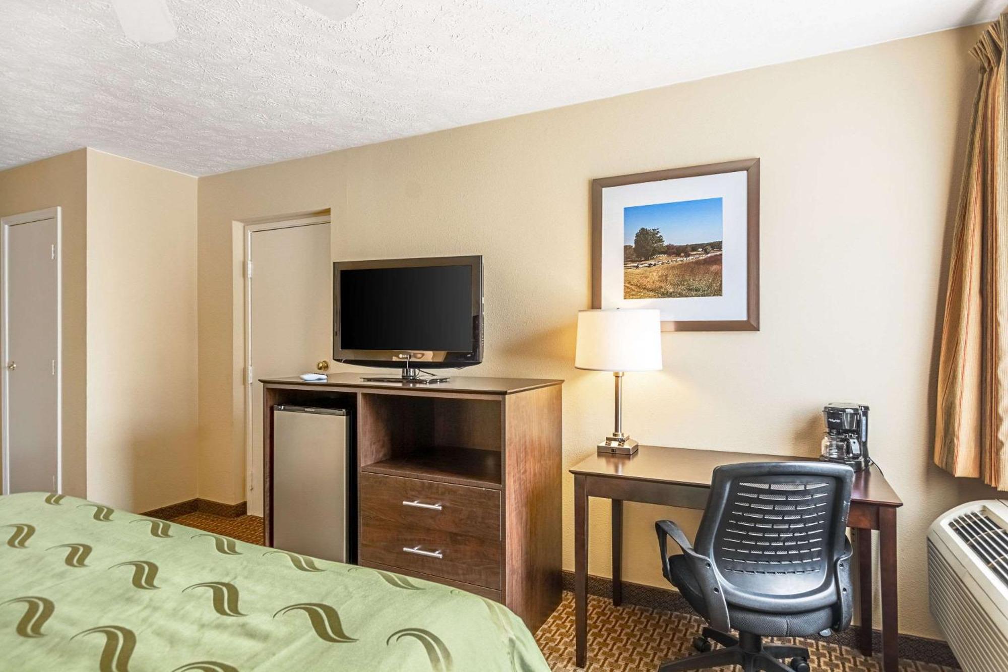 Quality Inn Burkeville Hwy 360 & 460 Экстерьер фото